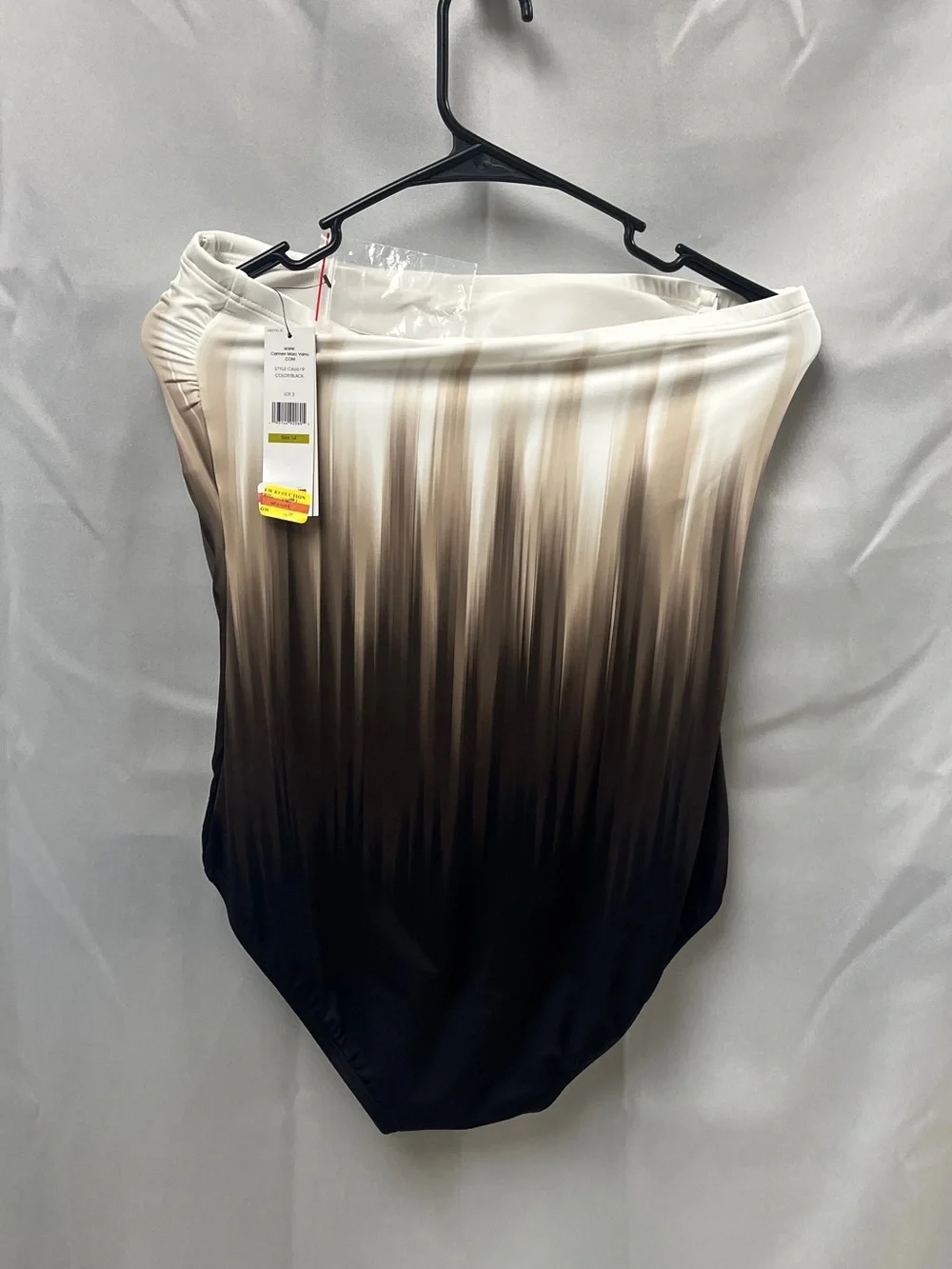 Carmen Marc Volvo Size 14 One Piece Swimsuit ORG $138 (TRack5)